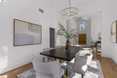 Dining - 847 E Angela St, Pleasanton, CA 94566 photo 2 of 3