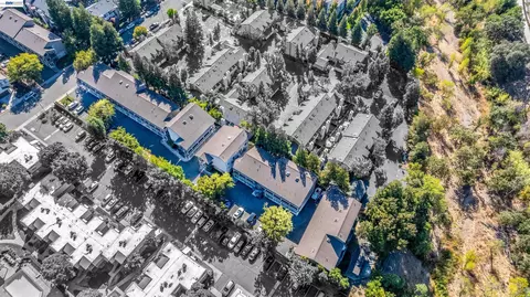 View/Area - 3839 Vineyard Ave #E, Pleasanton, CA 94566 photo 1 of 1