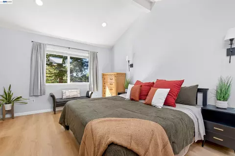 Bedroom - 3839 Vineyard Ave #E, Pleasanton, CA 94566 photo 2 of 6