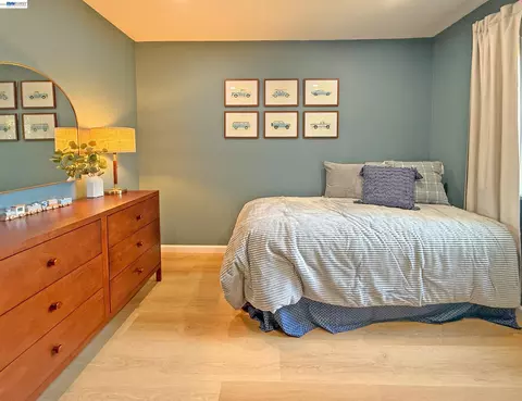 Bedroom - 3839 Vineyard Ave #E, Pleasanton, CA 94566 photo 5 of 6