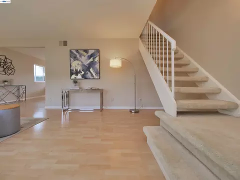 Living - 34590 Bluestone Cmn, Fremont, CA 94555 photo 4 of 4