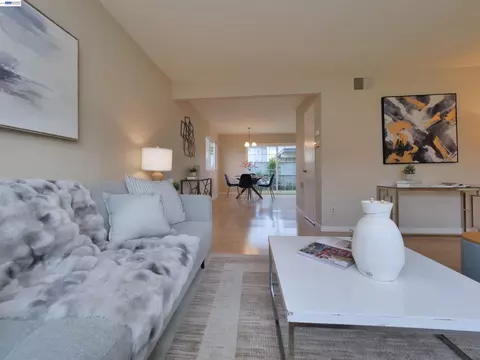 Living - 34590 Bluestone Cmn, Fremont, CA 94555 photo 3 of 4