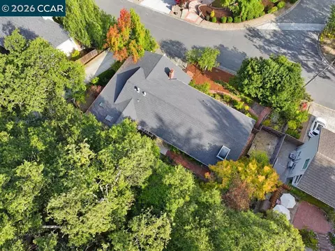 View/Area - 4032 Valente Dr, Lafayette, CA 94549 photo 3 of 5