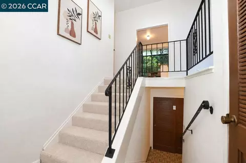 Entry Way - 4032 Valente Dr, Lafayette, CA 94549 photo 3 of 4