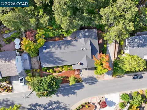 View/Area - 4032 Valente Dr, Lafayette, CA 94549 photo 2 of 5