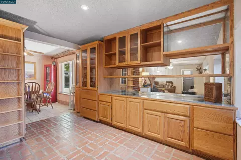 Undisclosed, Concord, CA 94521 photo 27