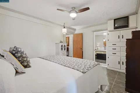 Undisclosed, Concord, CA 94521 photo 16