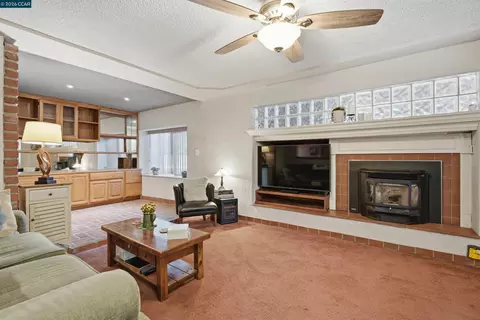 Undisclosed, Concord, CA 94521 photo 31