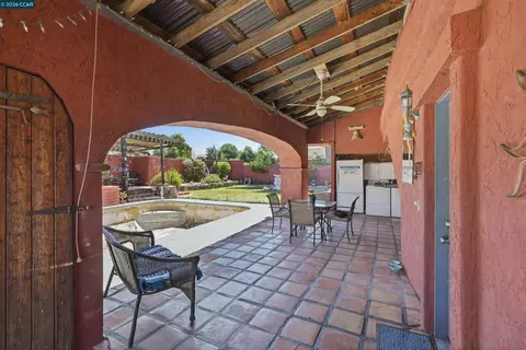 Undisclosed, Concord, CA 94521 photo 47
