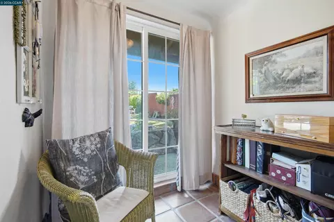 Undisclosed, Concord, CA 94521 photo 18