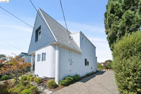 Exterior - 1537 Ashby Ave, Berkeley, CA 94703 photo 3 of 8