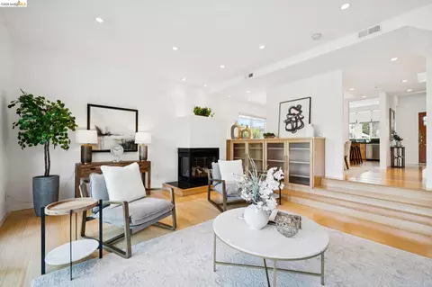 Living - 1537 Ashby Ave, Berkeley, CA 94703 photo 3 of 3