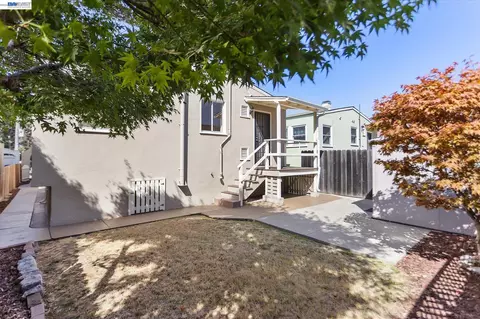 Exterior - 1514 Third St, Alameda, CA 94501 photo 6 of 6