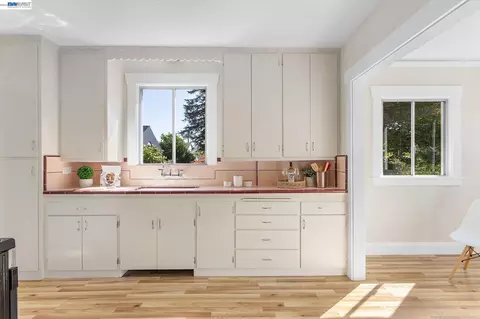 Kitchen - 1514 Third St, Alameda, CA 94501 photo 1 of 3
