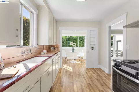 Kitchen - 1514 Third St, Alameda, CA 94501 photo 3 of 3
