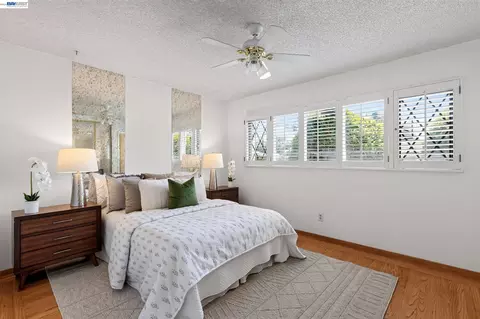 Bedroom - 30696 Brae Burn Ave, Hayward, CA 94544 photo 1 of 3
