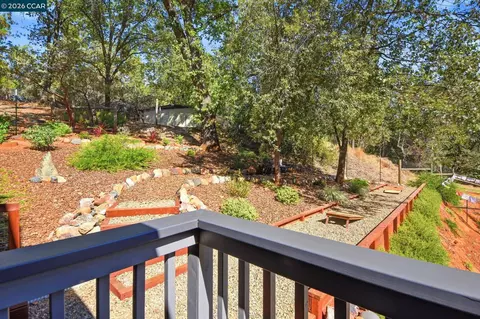 Exterior - 1450 Pleasant Ridge Rd, Colfax, CA 95713 photo 4 of 25
