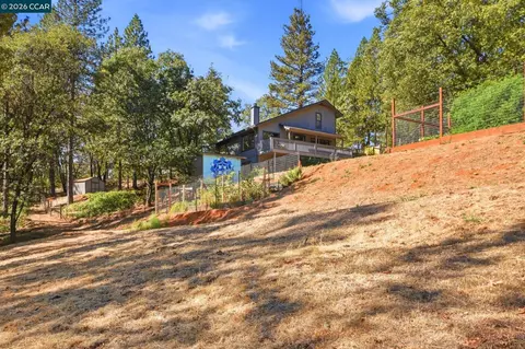 Exterior - 1450 Pleasant Ridge Rd, Colfax, CA 95713 photo 18 of 25