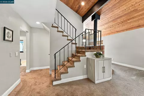 Entry Way - 1450 Pleasant Ridge Rd, Colfax, CA 95713 photo 3 of 4