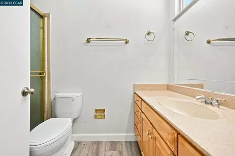 Bath - 1284 Pinecrest Dr, Concord, CA 94521 photo 1 of 3
