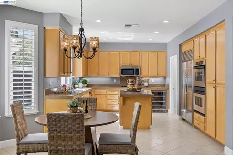 Kitchen - 22 Byron Ct, Concord, CA 94521 photo 2 of 3