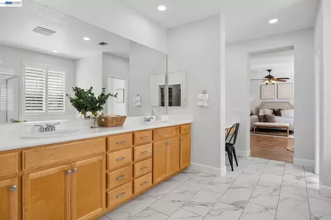 Entry Way - 22 Byron Ct, Concord, CA 94521 photo 5 of 5