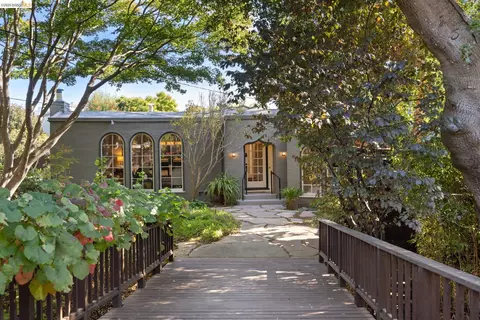 1668 San Lorenzo Ave, Berkeley, CA 94707