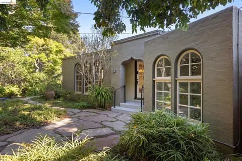 Exterior - 1668 San Lorenzo Ave, Berkeley, CA 94707 photo 3 of 10