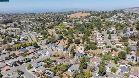 View/Area - 640 Henry St, Vallejo, CA 94591 photo 4 of 6