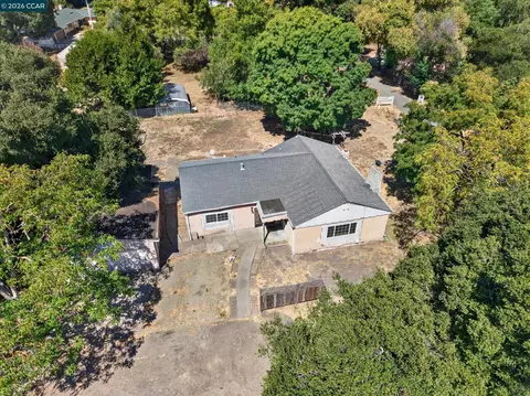 31 Laurel Ln, Richmond, CA 94803
