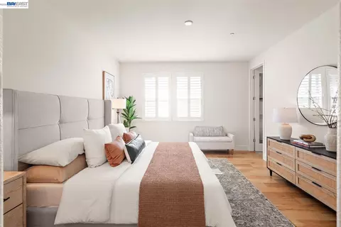 Bedroom - 475 Diller St, Alameda, CA 94501 photo 3 of 5