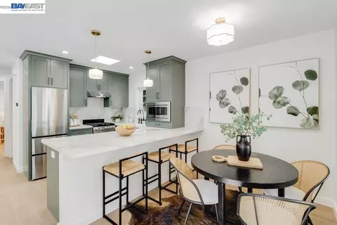 Kitchen - 315 E Macarthur, Sonoma, CA 95476 photo 7 of 11