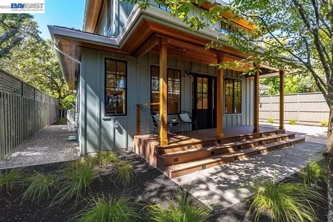 Exterior - 315 E Macarthur, Sonoma, CA 95476 photo 3 of 12