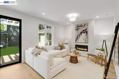 Living - 315 E Macarthur, Sonoma, CA 95476 photo 3 of 3