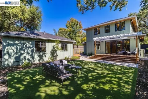 Exterior - 315 E Macarthur, Sonoma, CA 95476 photo 8 of 12