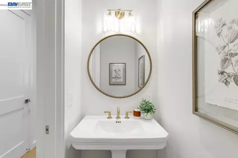 Bath - 315 E Macarthur, Sonoma, CA 95476 photo 1 of 8