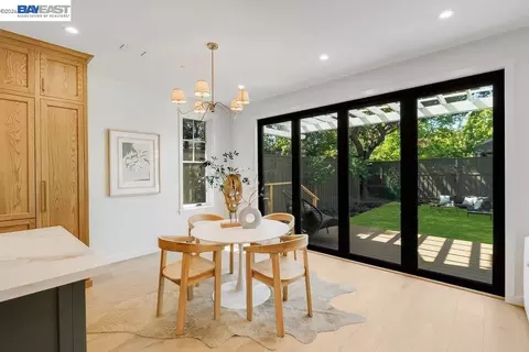 Dining - 315 E Macarthur, Sonoma, CA 95476 photo 3 of 3