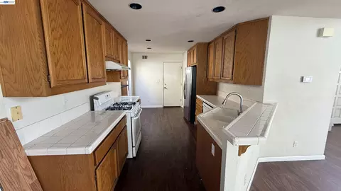Kitchen - 359 Aspenridge, Milpitas, CA 95035 photo 1 of 4