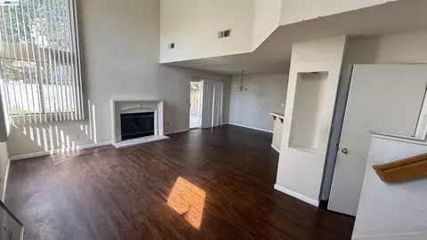 Living - 359 Aspenridge, Milpitas, CA 95035 photo 2 of 4