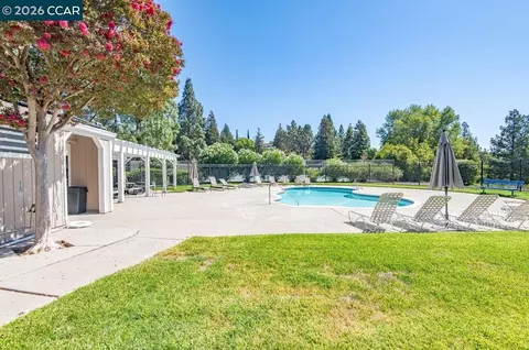 Exterior - 2454 Heatherleaf Ln #3, Martinez, CA 94553 photo 16 of 17