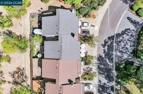 View/Area - 2454 Heatherleaf Ln #3, Martinez, CA 94553 photo 3 of 7