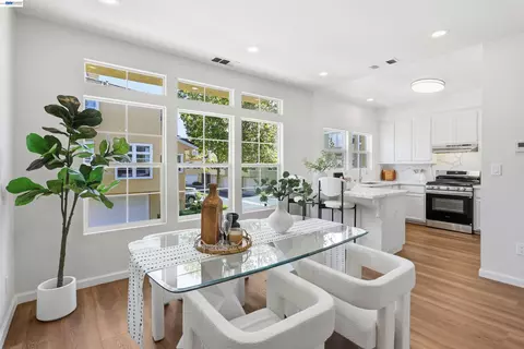Dining - 3581 Braxton Cmn, Fremont, CA 94538 photo 1 of 1