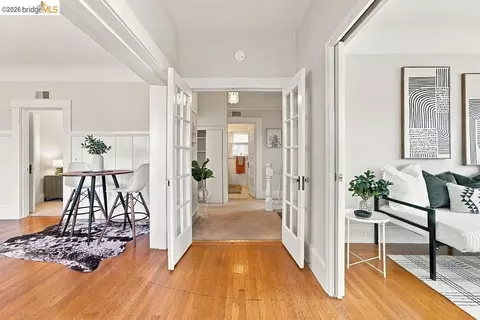 Entry Way - 2307-2309 Prince St, Berkeley, CA 94705 photo 2 of 4