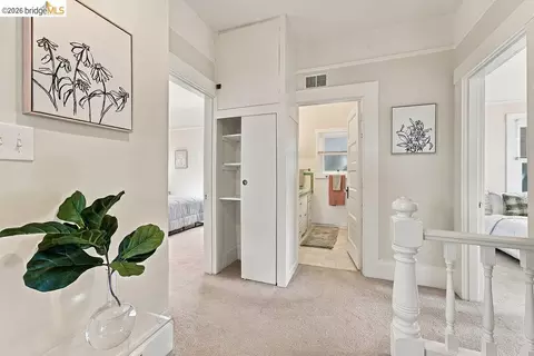 Entry Way - 2307-2309 Prince St, Berkeley, CA 94705 photo 3 of 4