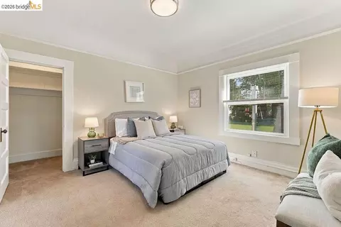 Bedroom - 2307-2309 Prince St, Berkeley, CA 94705 photo 9 of 10