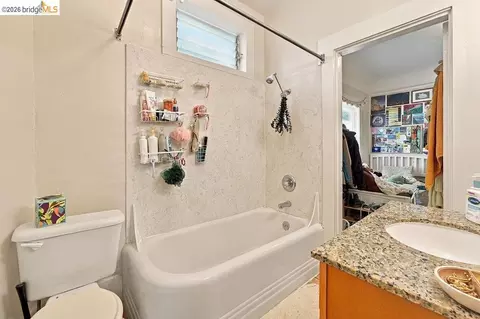Bath - 2307-2309 Prince St, Berkeley, CA 94705 photo 4 of 7