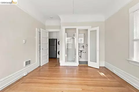 Bedroom - 2307-2309 Prince St, Berkeley, CA 94705 photo 2 of 10