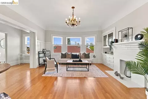 Living - 2307-2309 Prince St, Berkeley, CA 94705 photo 8 of 10