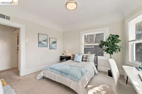 Bedroom - 2307-2309 Prince St, Berkeley, CA 94705 photo 7 of 10