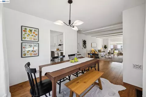 Dining - 3315 Central Ave, Alameda, CA 94501 photo 4 of 4